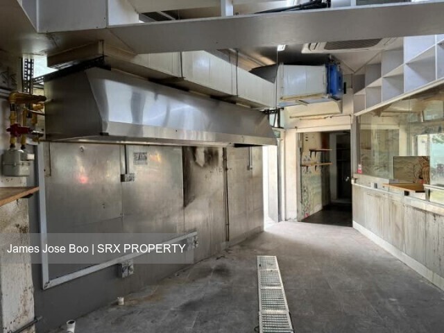 Amk fnb restaurant | Near hawker centre | Fitted kitchen  (D20), Shop House #597505011